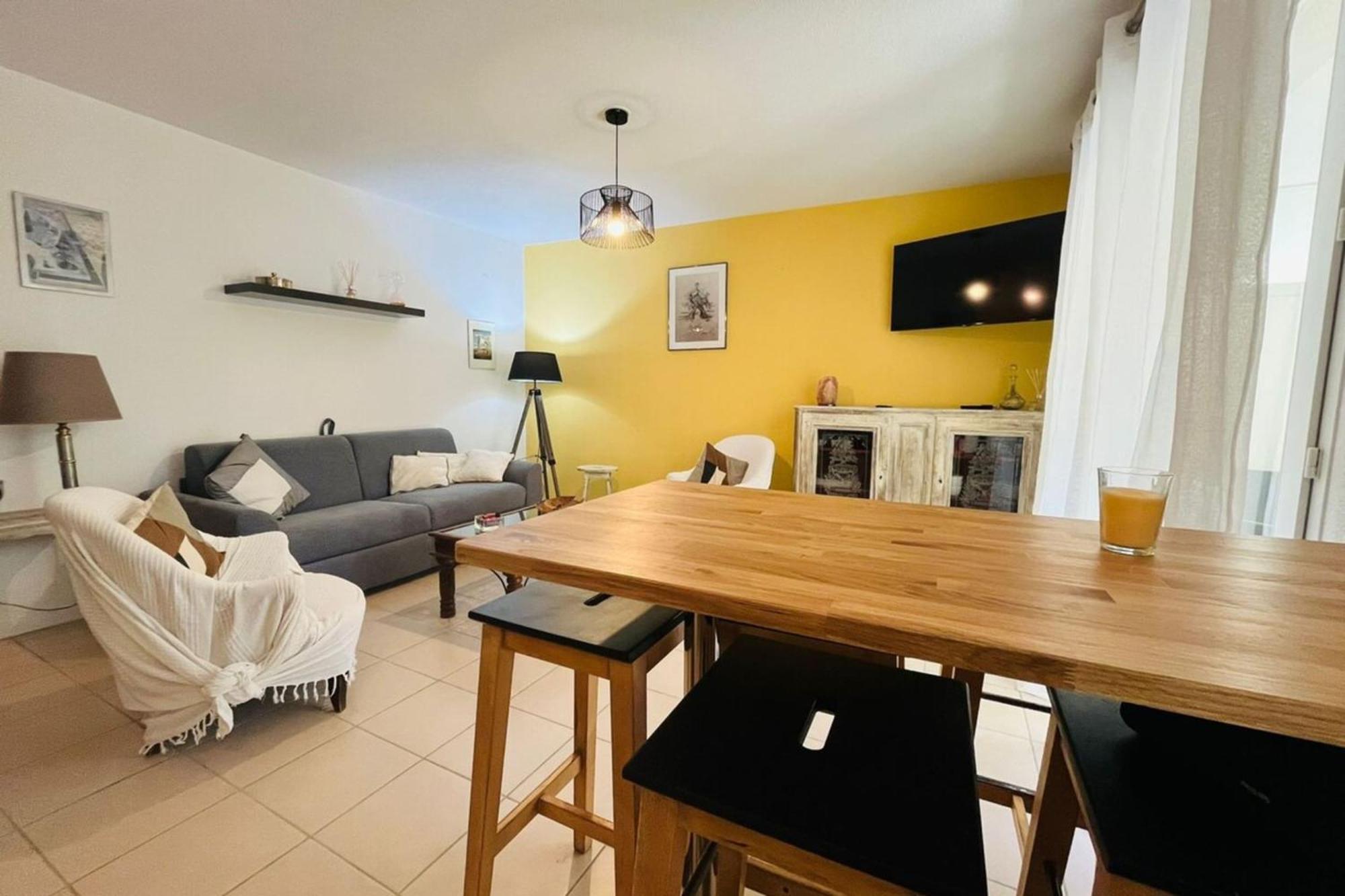 Le Rimini Terrasse Wifi Parking Prive Apartment Narbonne Exterior photo